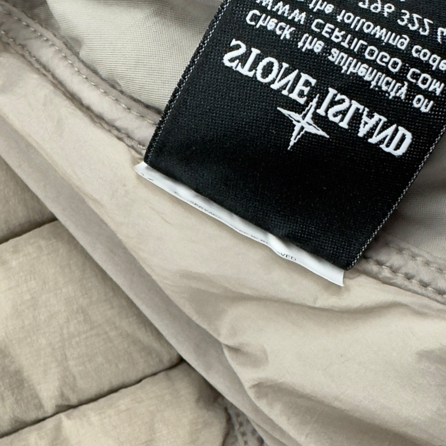 A/W 20 Stone Island Loom Woven Down Chambers Stretch Nylon Down TC Puffer Jacket
