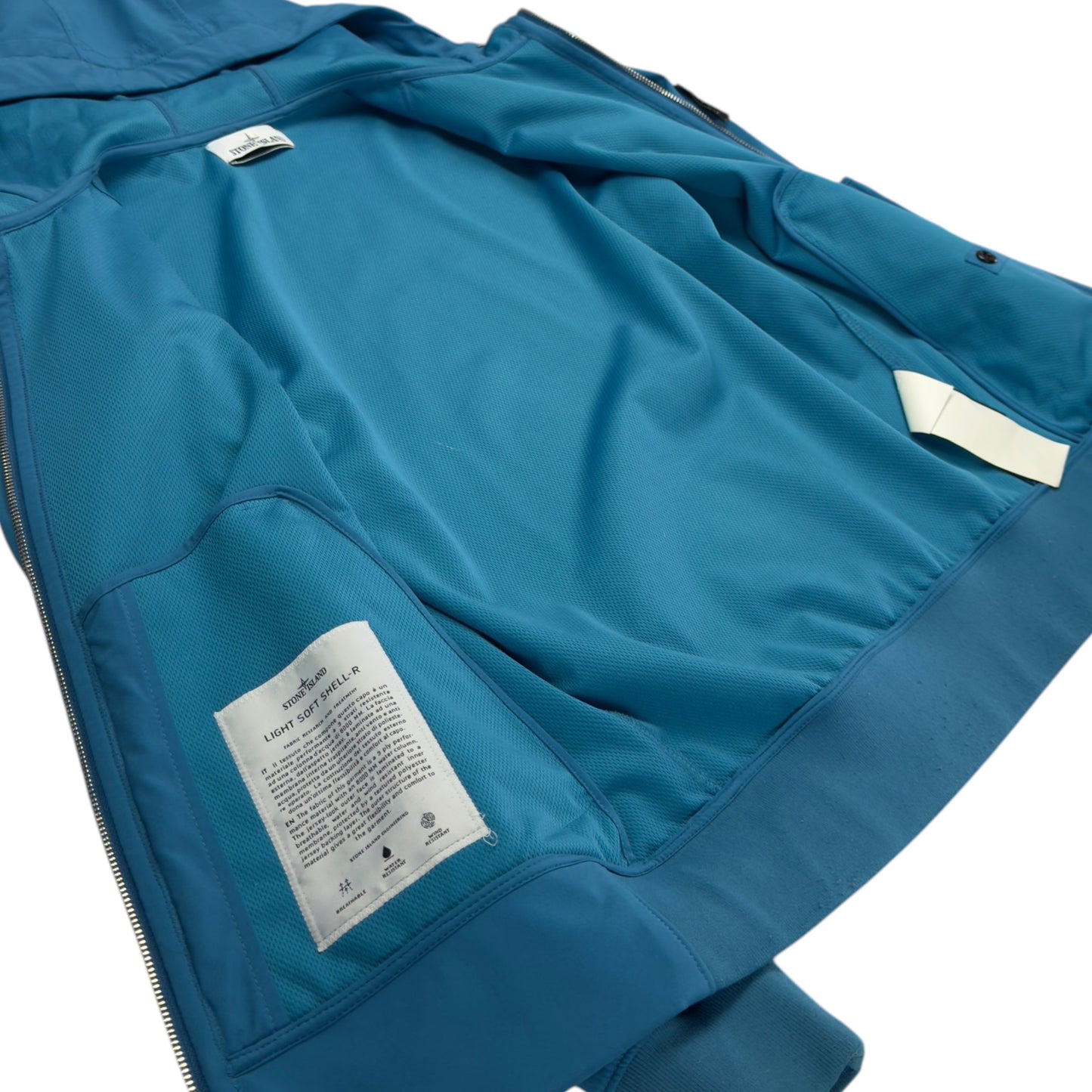 S/S 18 Stone Island Light Soft Shell R - Blue