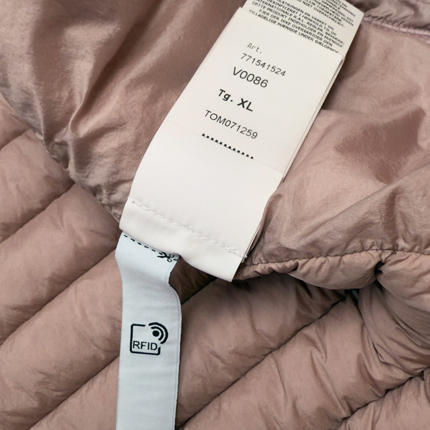 A/W 22 Stone Island Loom Woven Chambers R-Nylon Down TC Puffer Jacket - Pink