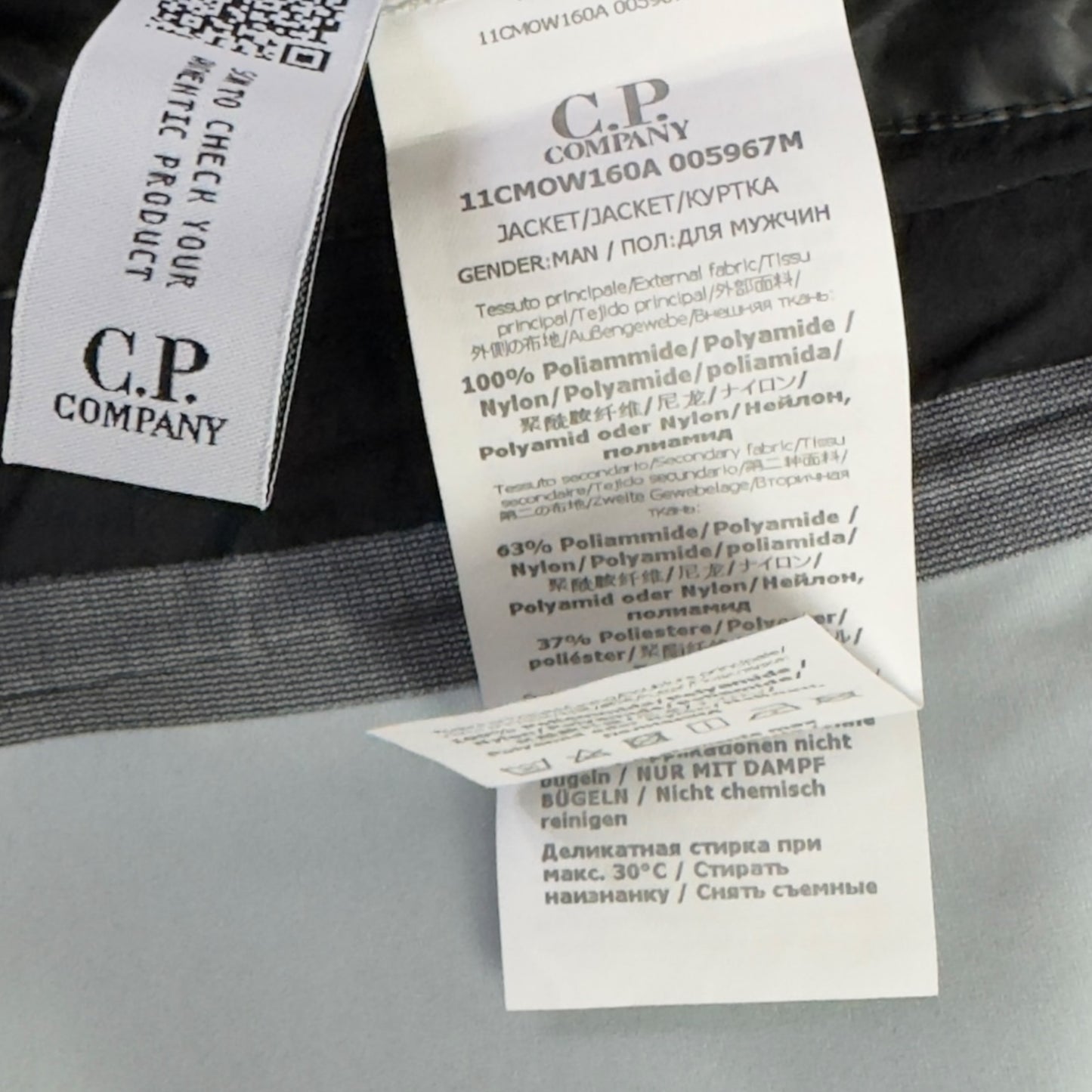 C.P. Company Gore-Tex Infinium Goggle Jacket - Black