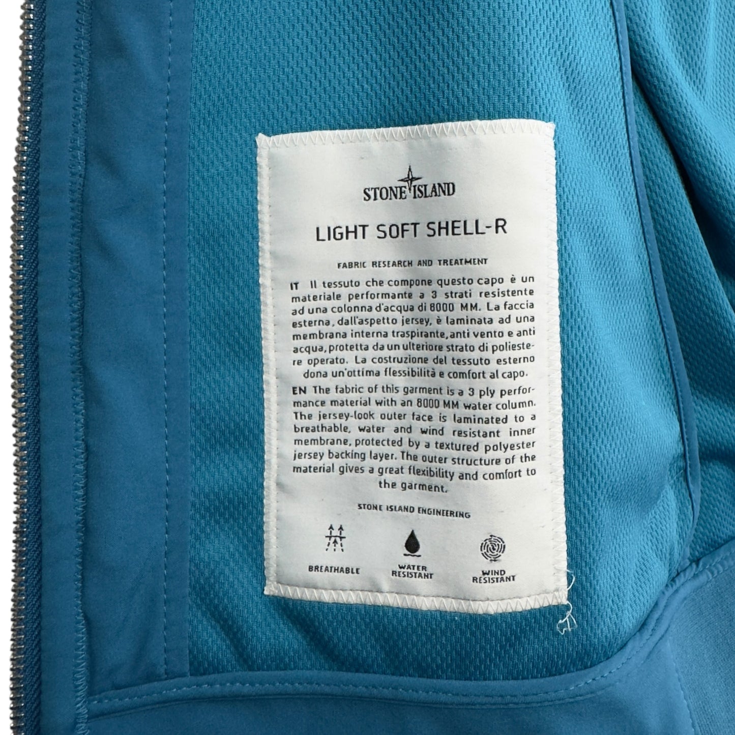 S/S 18 Stone Island Light Soft Shell R - Blue