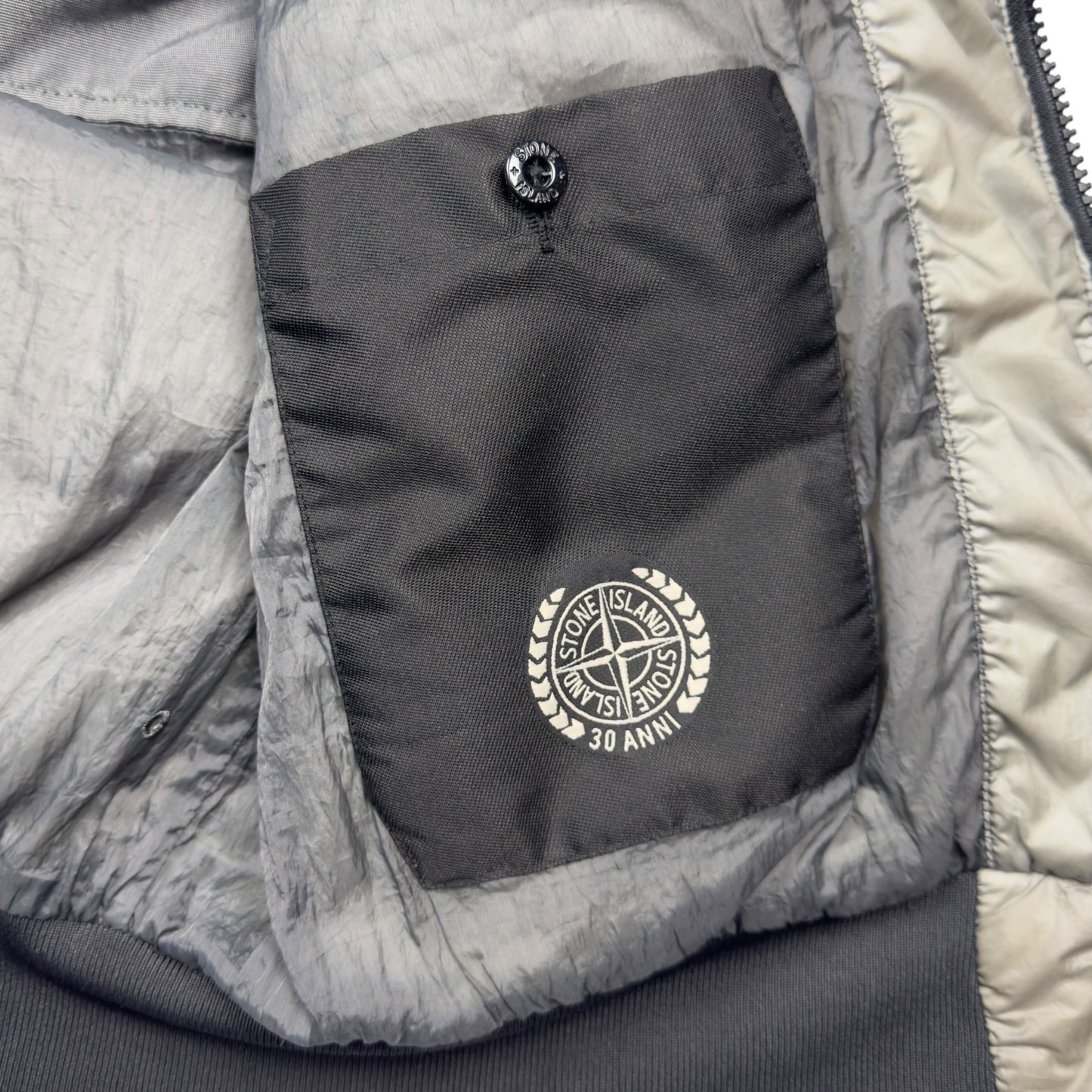 A/W 12 Stone Island Down_26 GR X SQM_N - Ultra Light Down Gilet - Silver