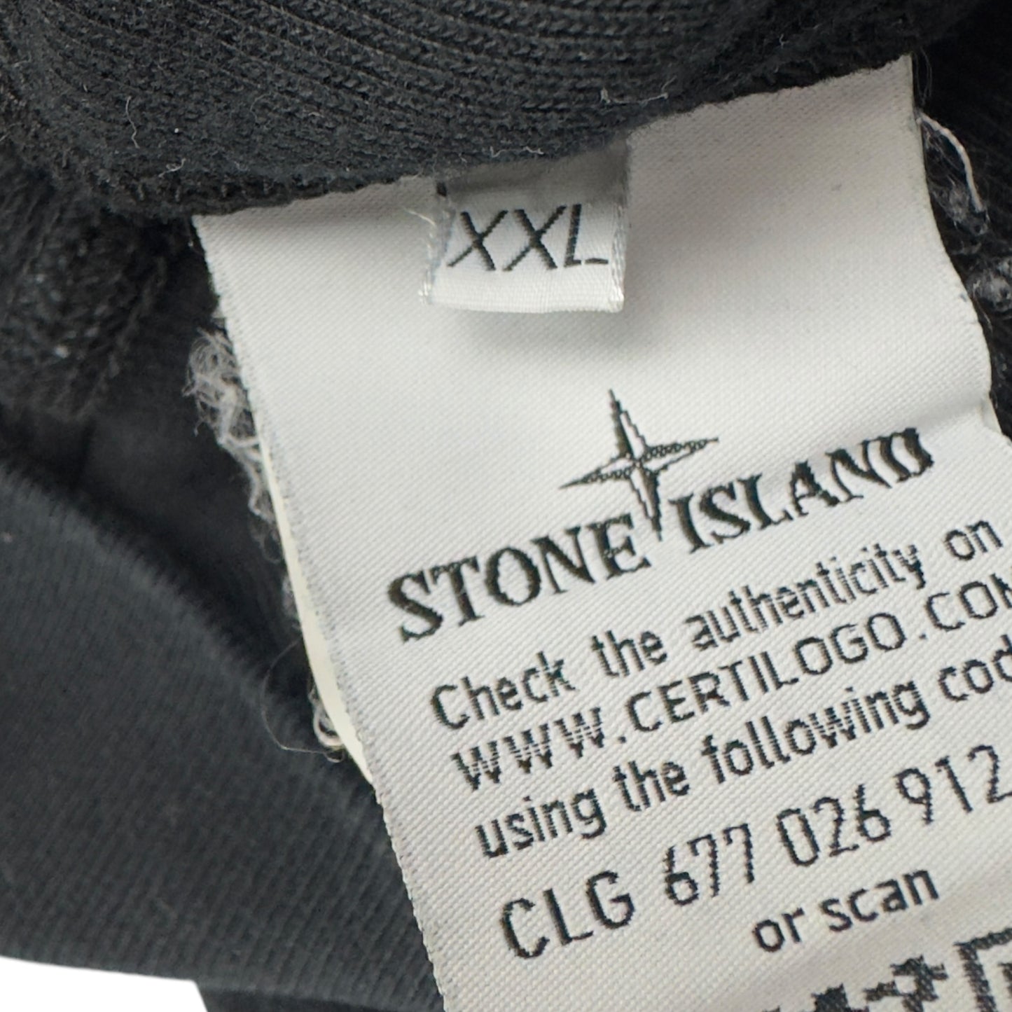 S/S 16 Stone Island Crewneck Sweater - Black