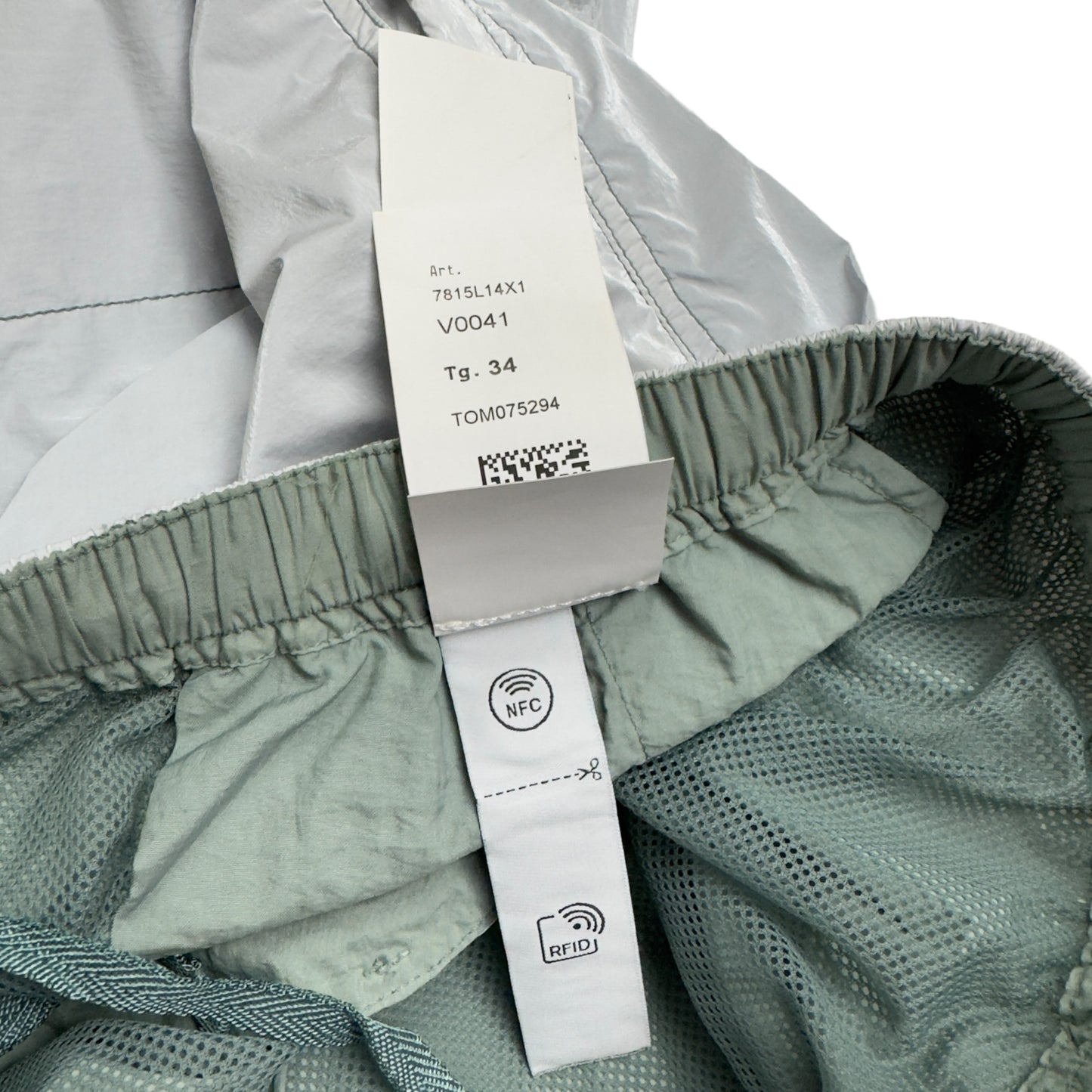 S/S 23 Stone Island Marina Rip Stop Prismatico Shorts