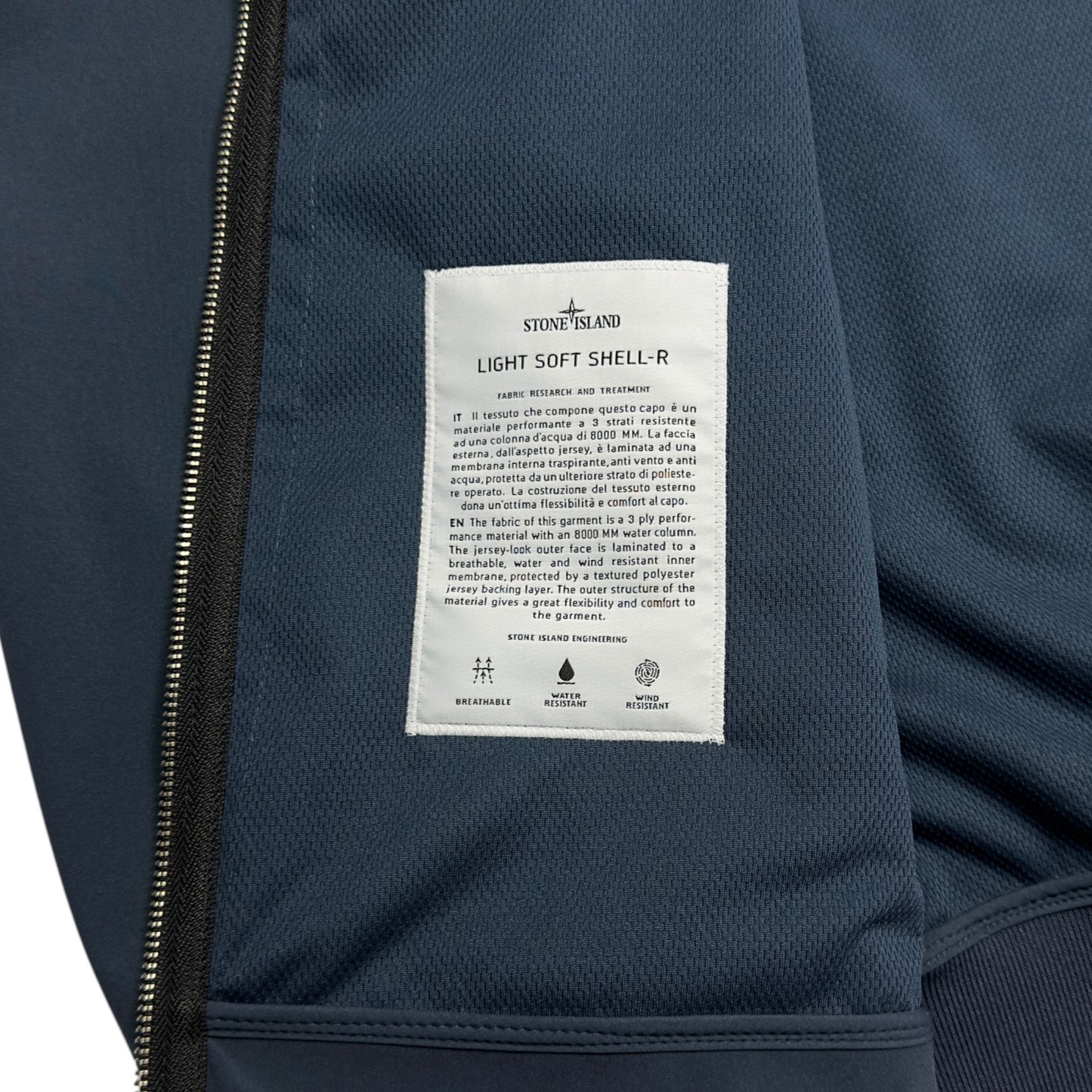 S/S 20 Stone Island Light Soft Shell R - Marine Blue