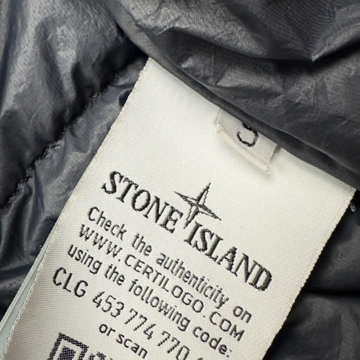 S/S 18 Stone Island Micro Yarn Down Jacket - Navy