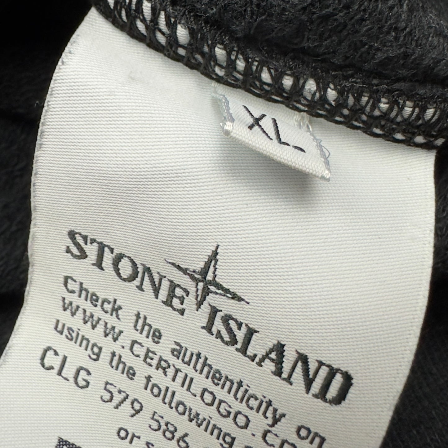 S/S 18 Stone Island Pocket Crewneck Sweater - Black