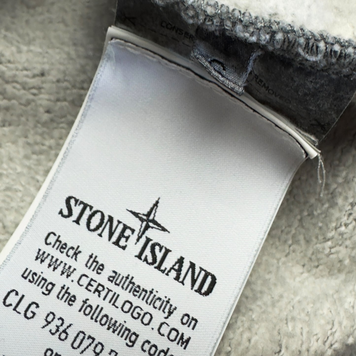 A/W 20 Stone Island Dust Colour Treatment Sweater - Grey