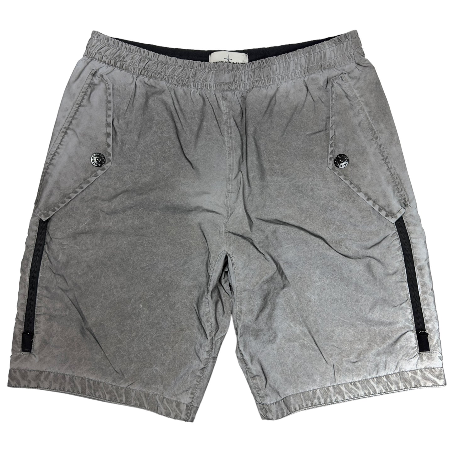 S/S 20 Stone Island Dust Plated Reflective Shorts