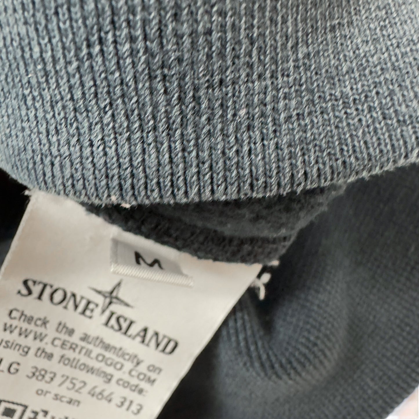 A/W 18 Stone Island Hoodie - Navy