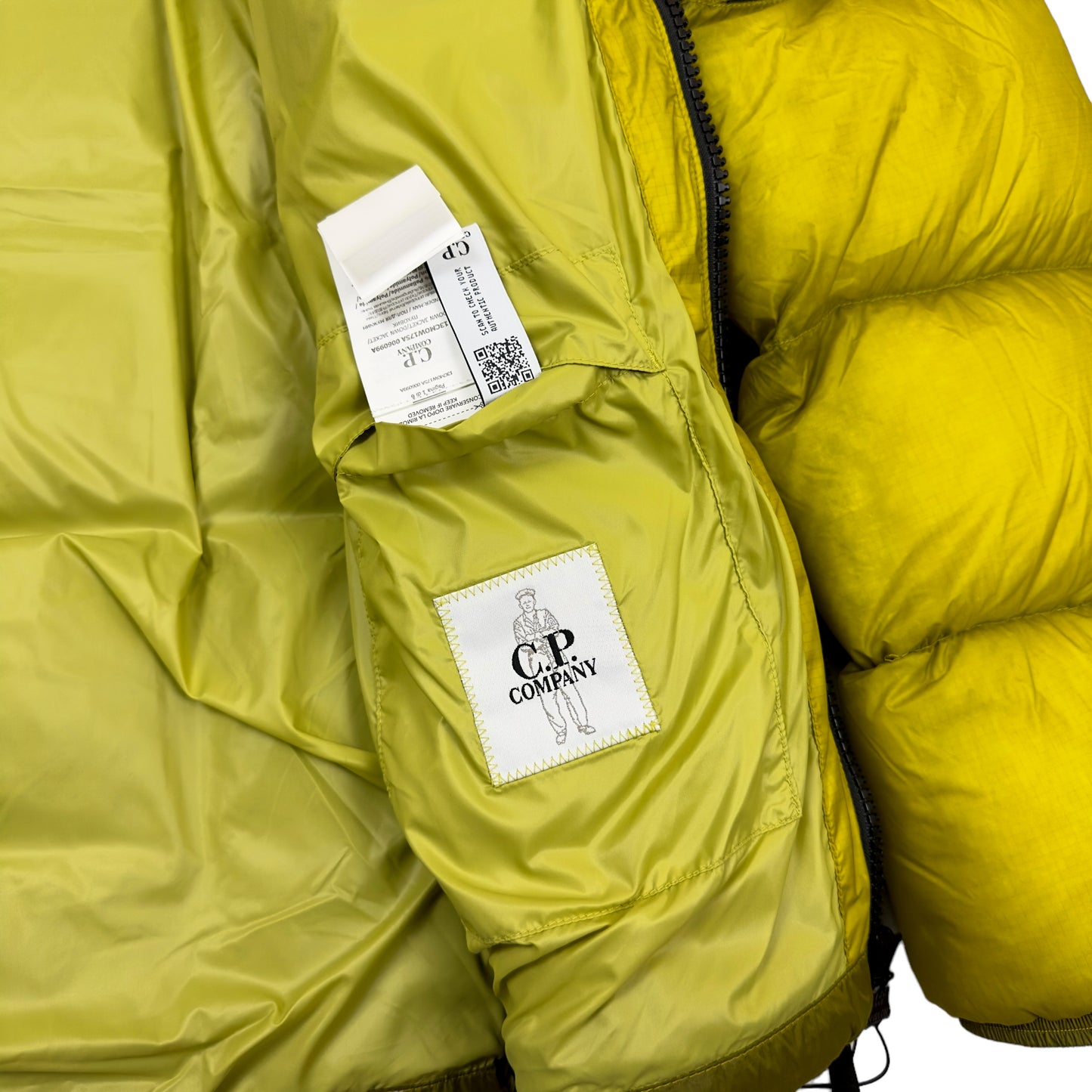 C.P. Company DD Shell 021/2 Down Jacket