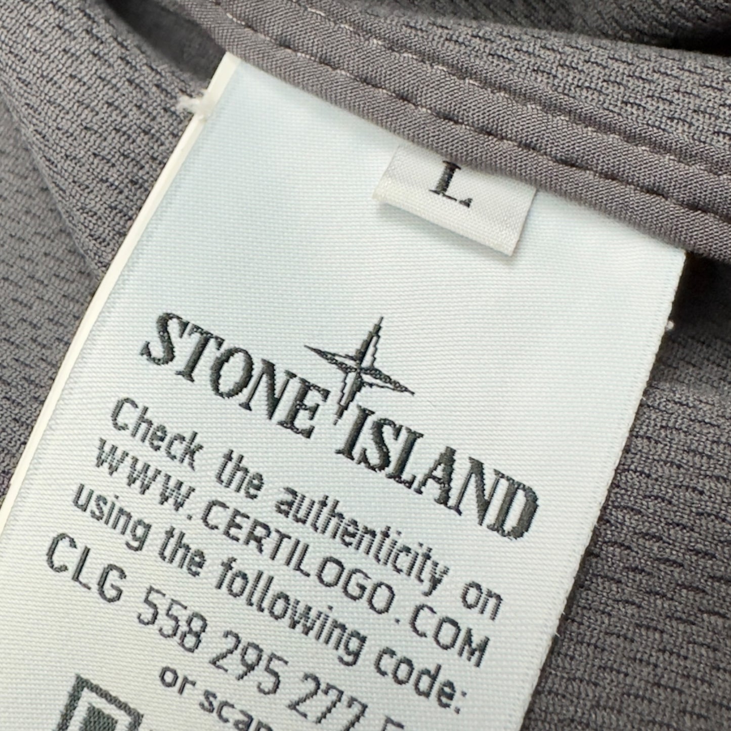 S/S 19 Stone Island Light Soft Shell R - Grey