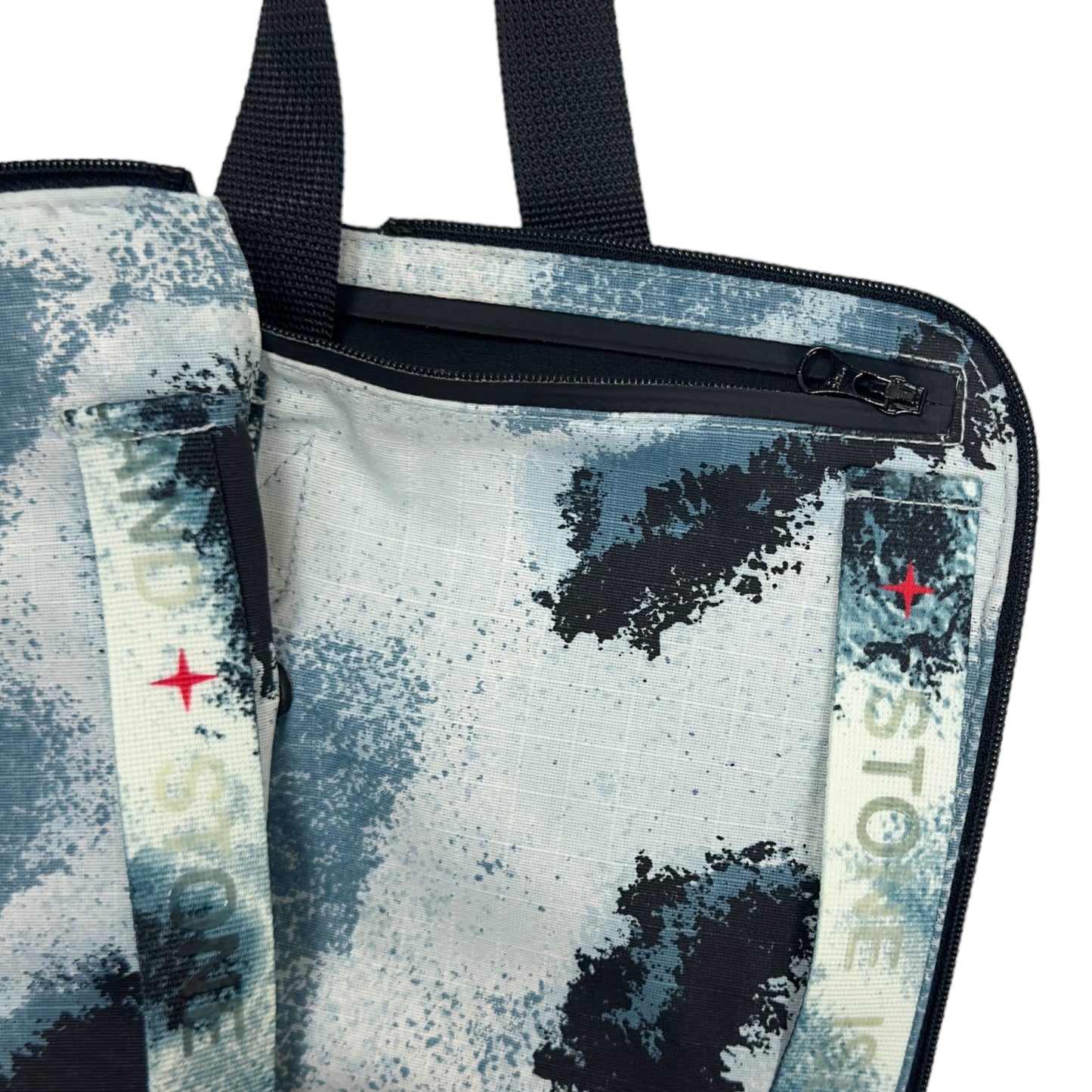 S/S 22 Stone Island Marina Bag