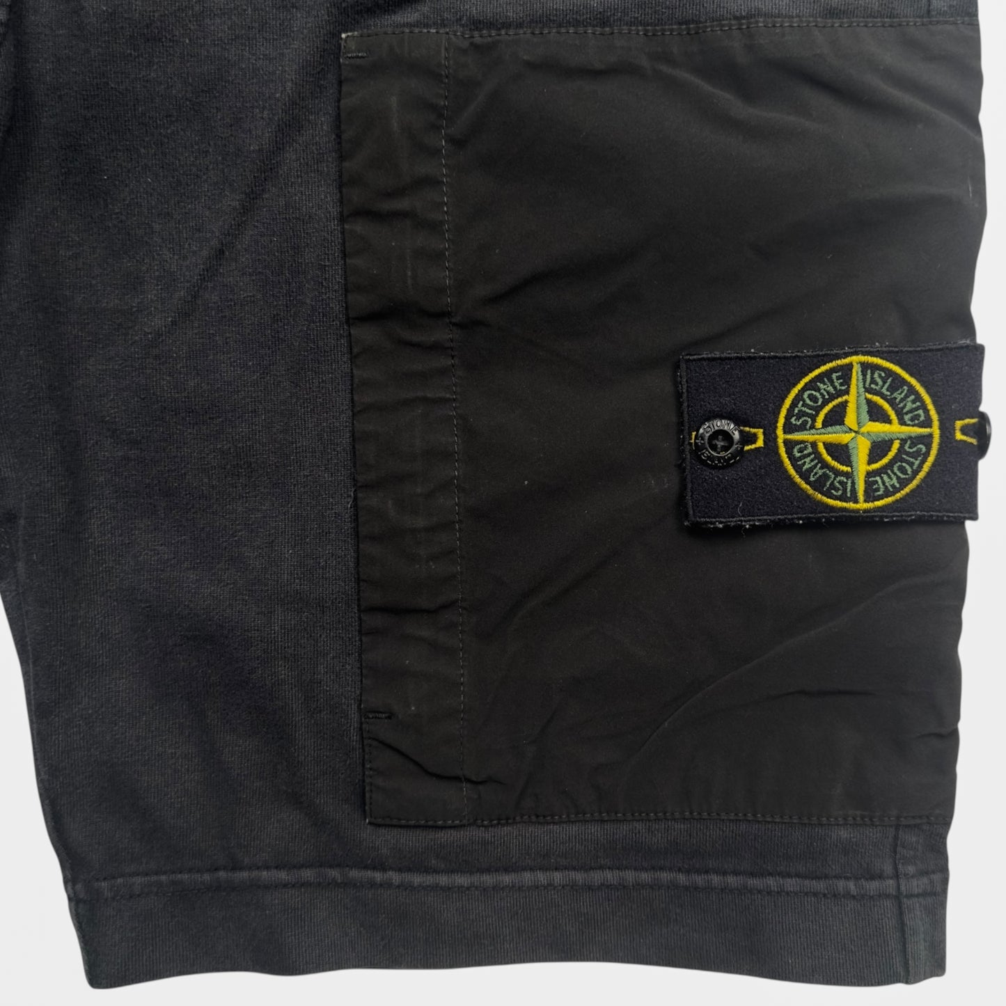 S/S 20 Stone Island Cotton Jersey Cargo Shorts - Black