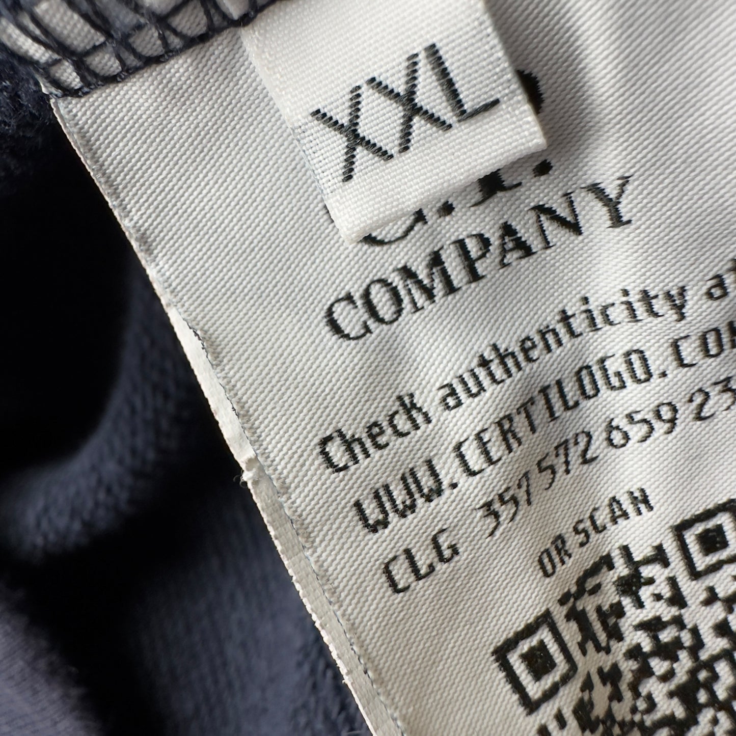 C.P. Company Cotton Quarter Zip Sweater - Navy