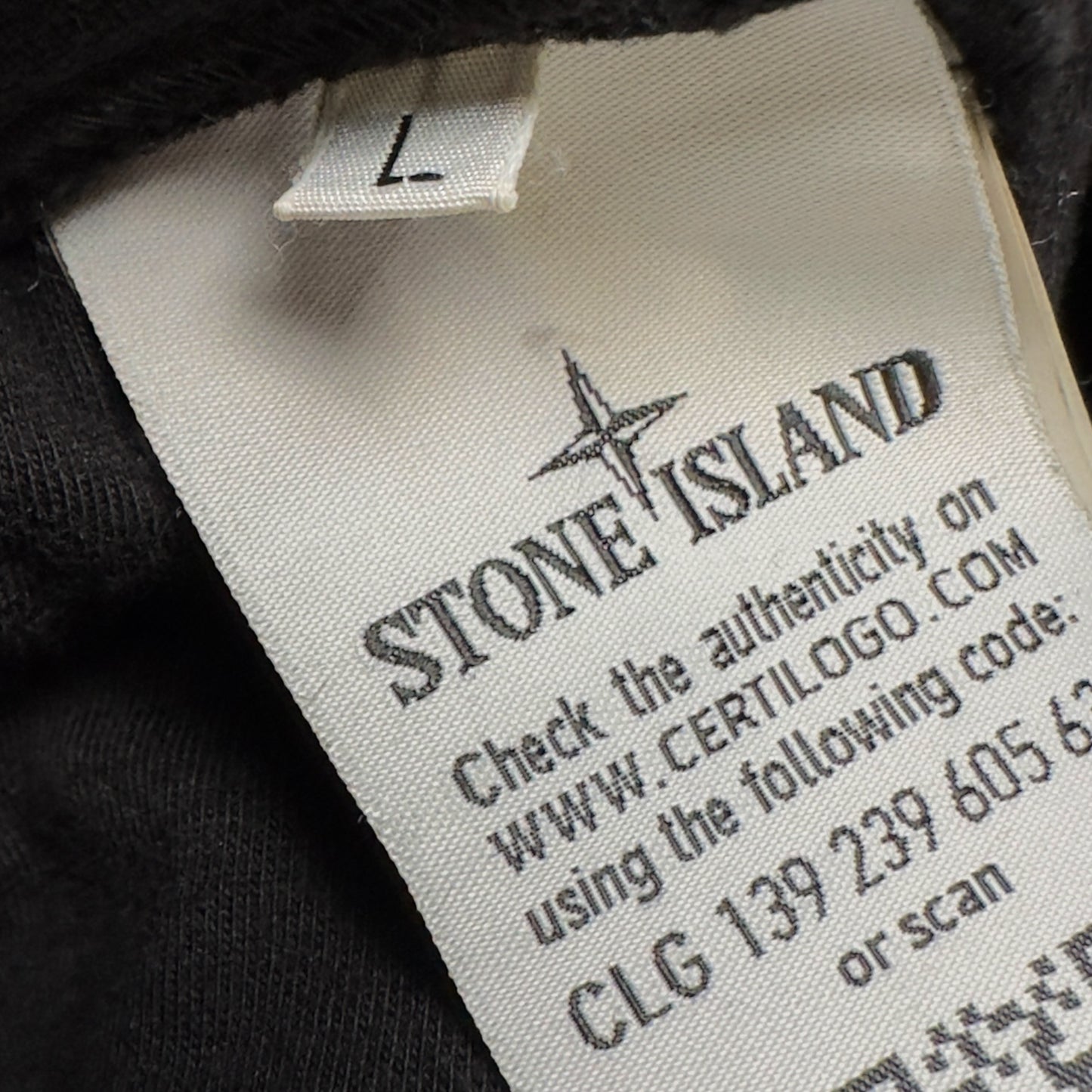A/W 20 Stone Island Cotton Jersey Cargo Shorts - Black