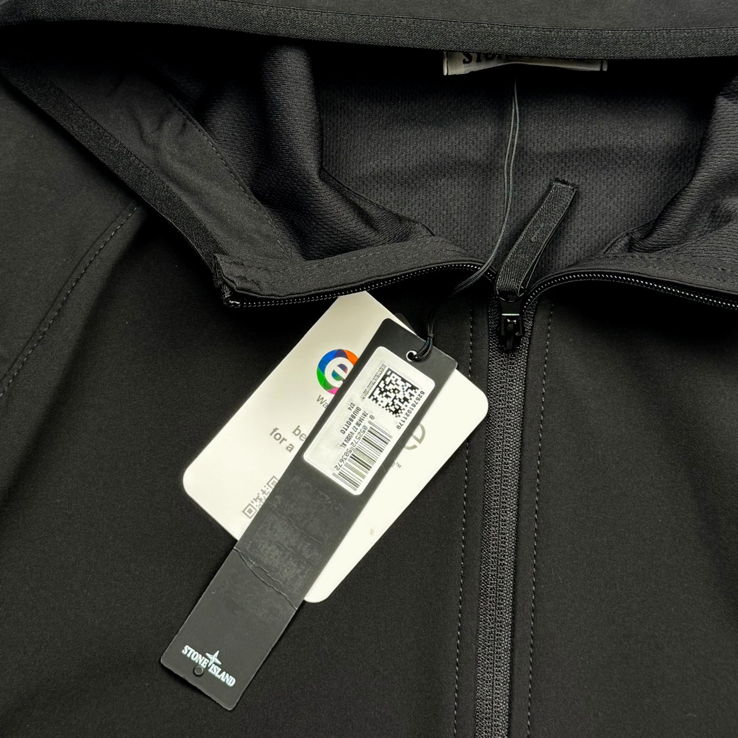 S/S 23 Stone Island Light Soft Shell-R Jacket with e-dye Technology - Black
