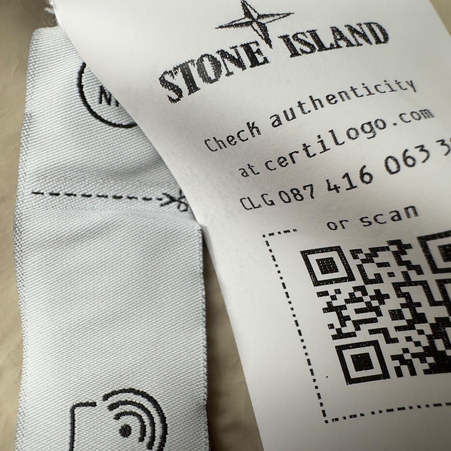 S/S 25 Stone Island Run Proof Nylon Mesh TC Jacket - Desert