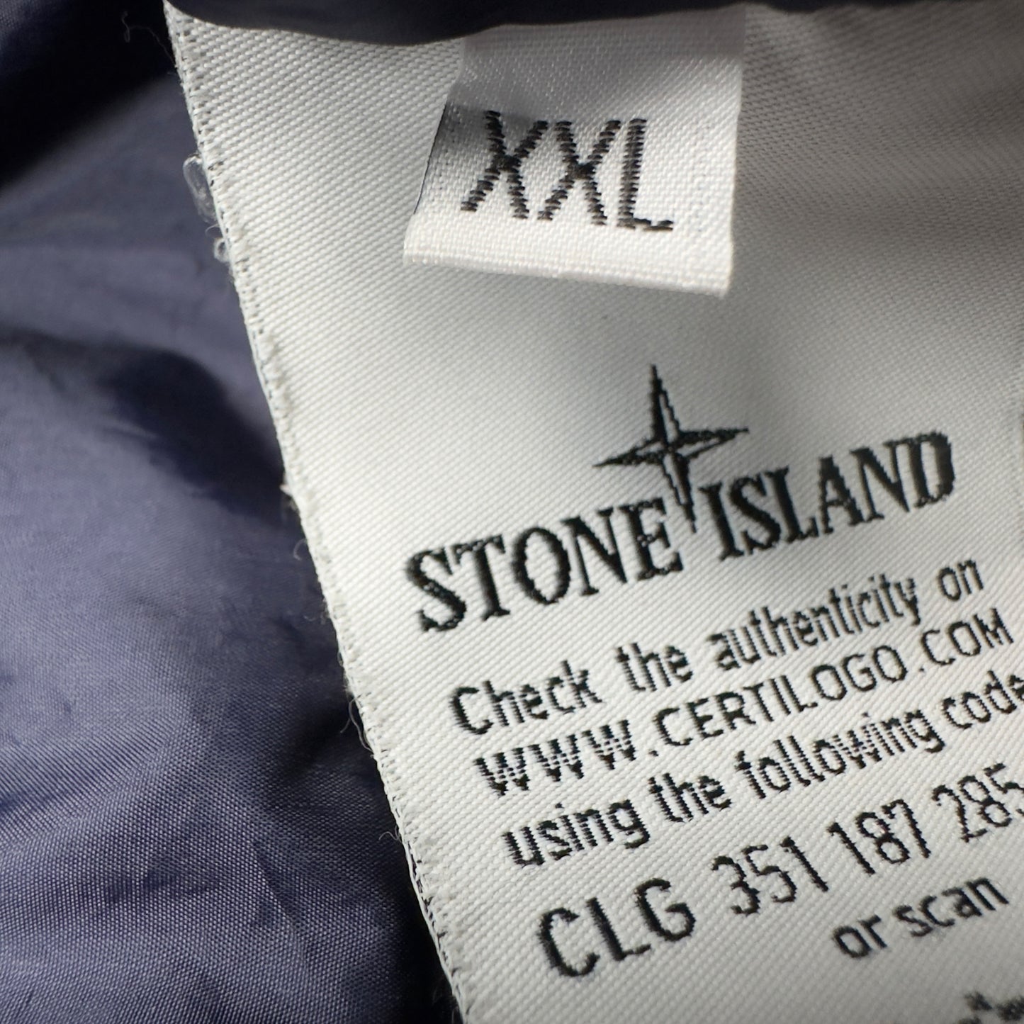 A/W 15 Stone Island Down_26 GR X SQM_N Down Puffer Jacket - Navy