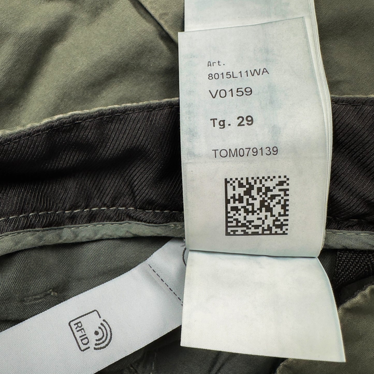S/S 24 Stone Island Slim Fit Cargo Shorts - Dark Green