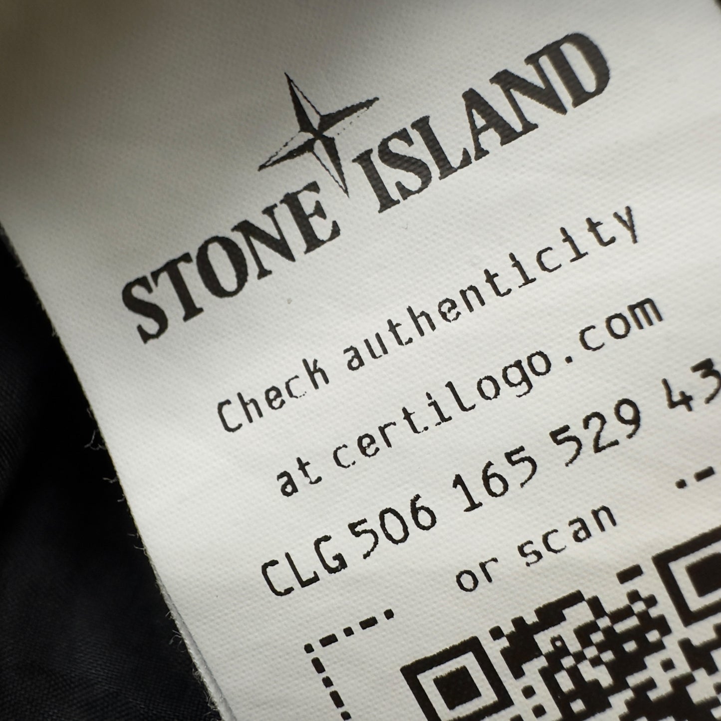 A/W 23 Stone Island Nylon Metal Trousers - Black