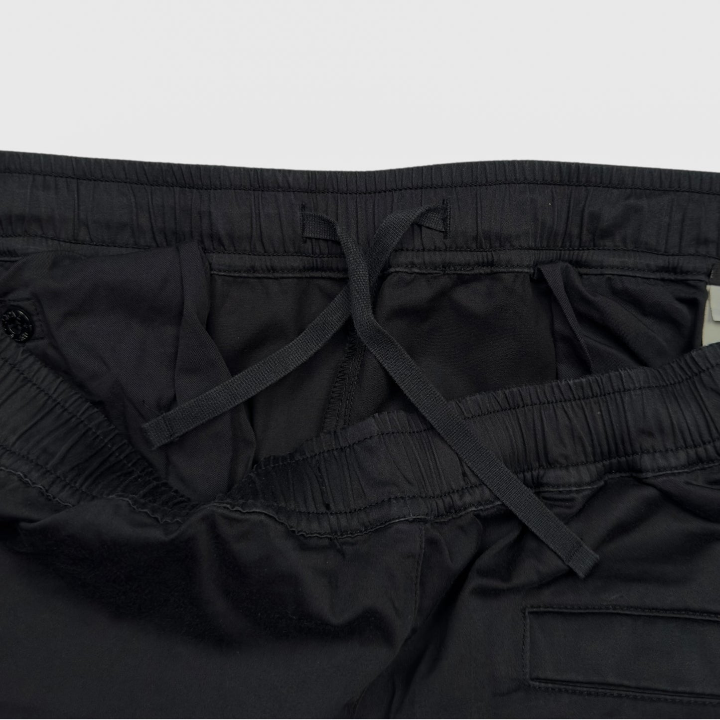 S/S 22 Stone Island Ghost Cargo Trousers - Black