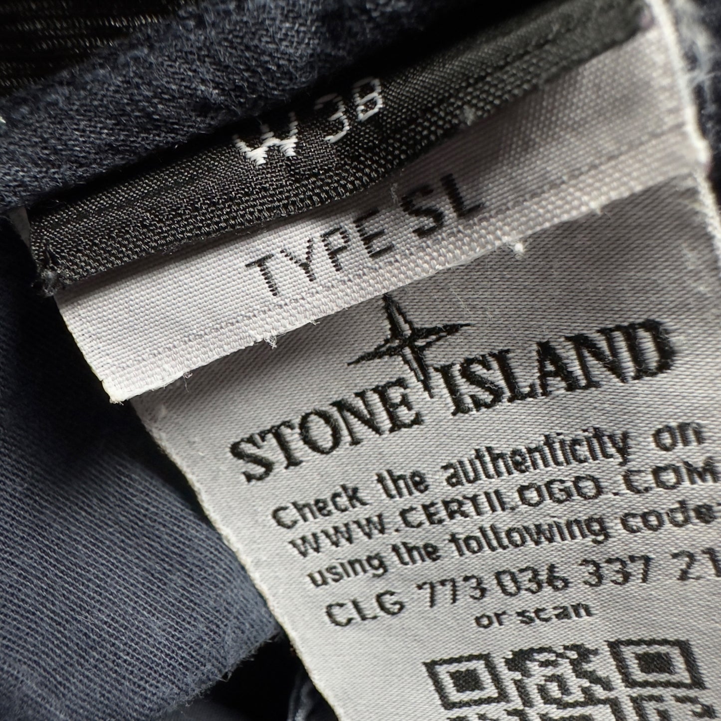 S/S 17 Stone Island Cargo Shorts - Navy