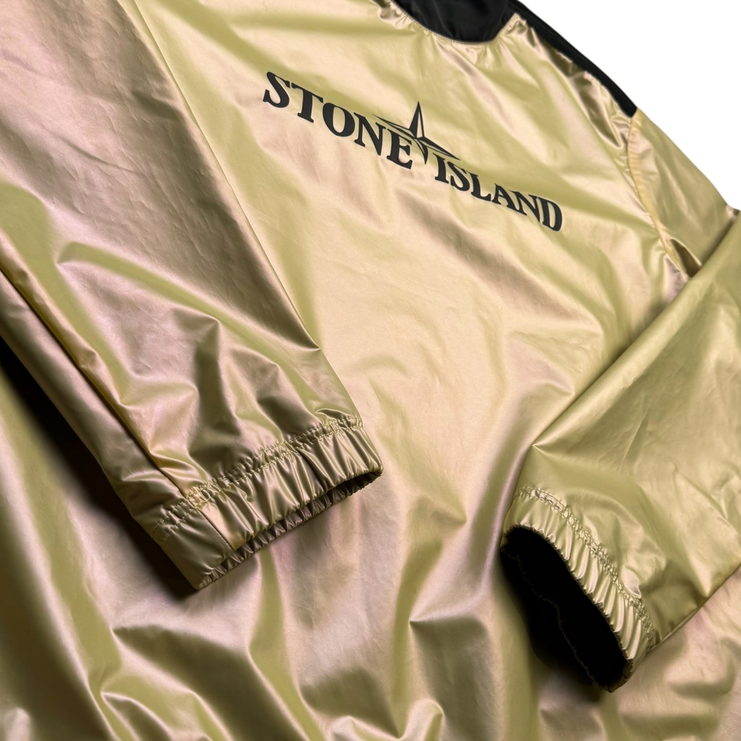 A/W 18 Stone Island Iridescent Big Logo Sweater