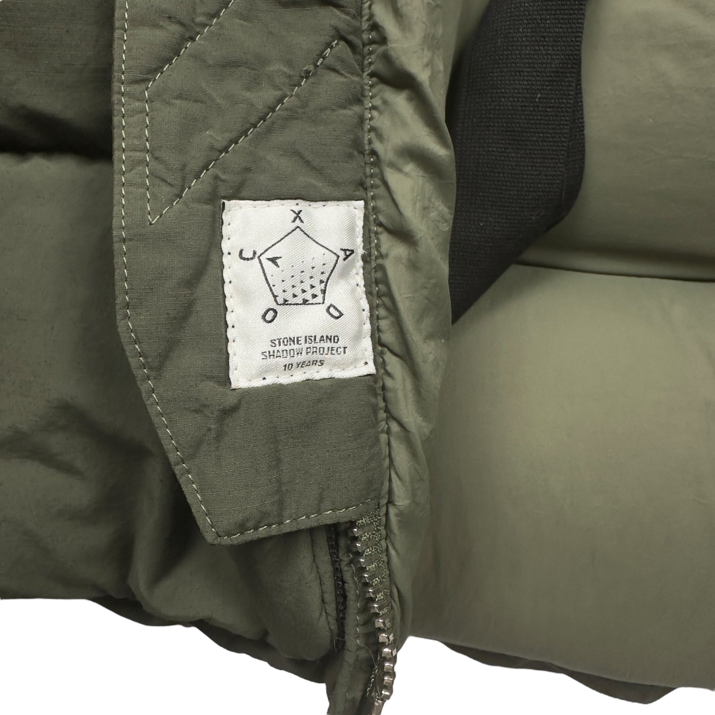A/W 18 Stone Island Shadow Project Naslan Light 'Encase Panel' Down Jacket