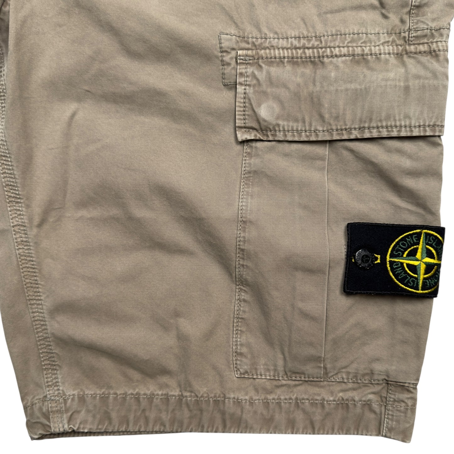 S/S 18 Stone Island Slim Fit Cargo Shorts