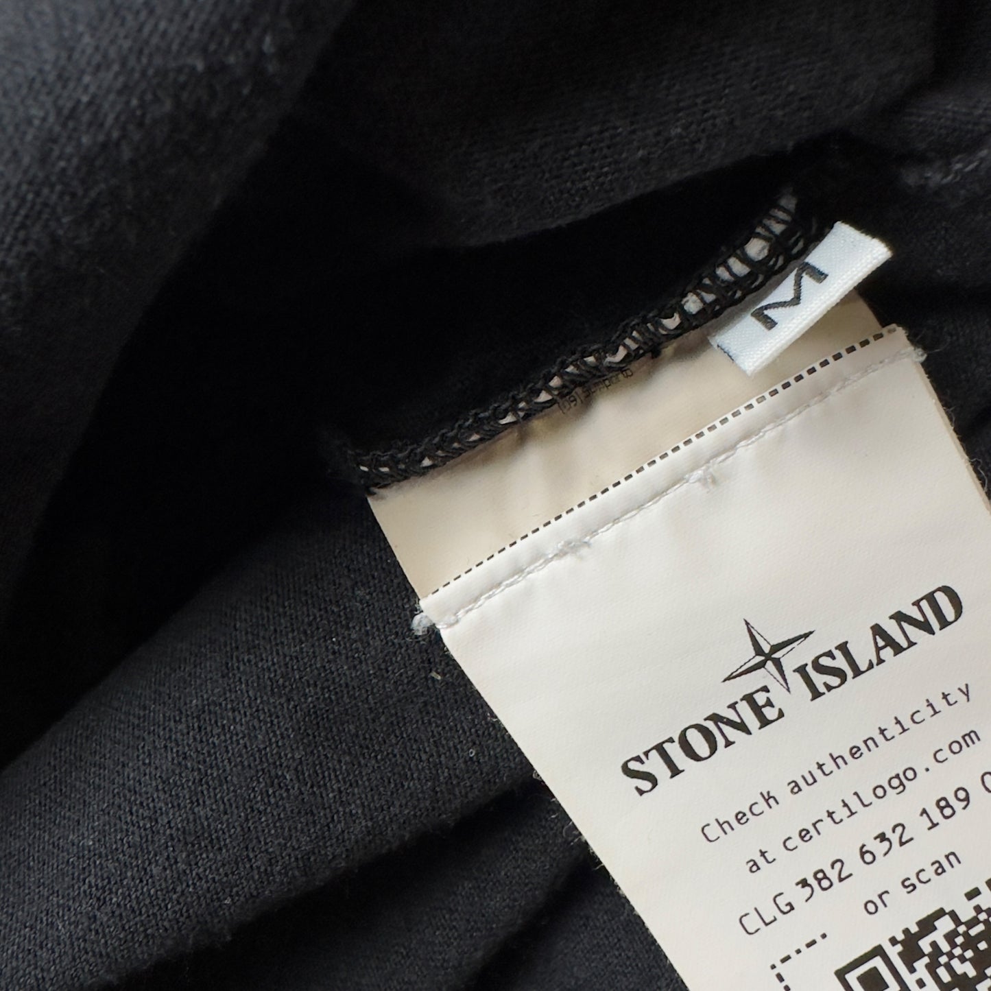 A/W 21 Stone Island "Mixed Media One" T-Shirt - Black