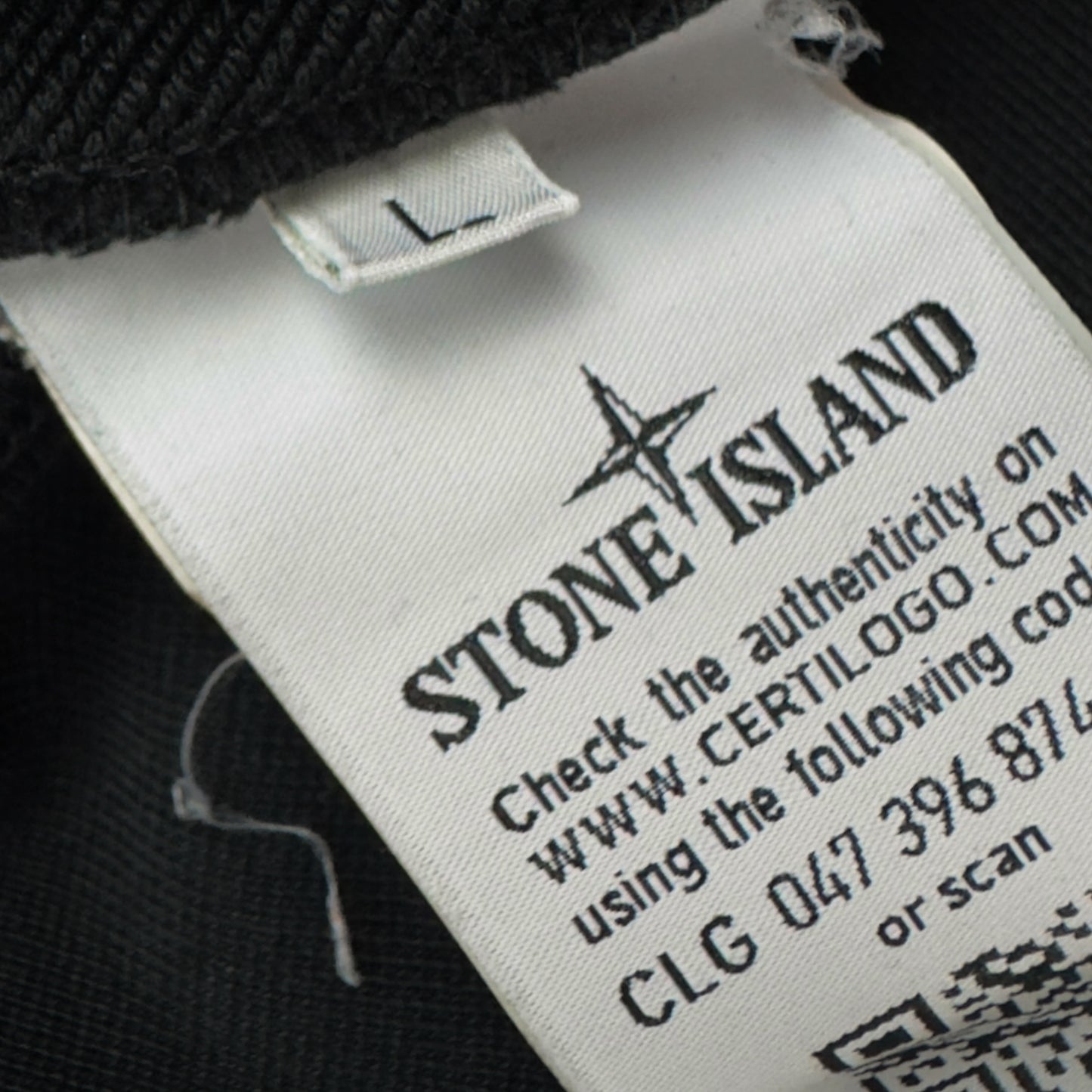 S/S 20 Stone Island Hoodie - Black