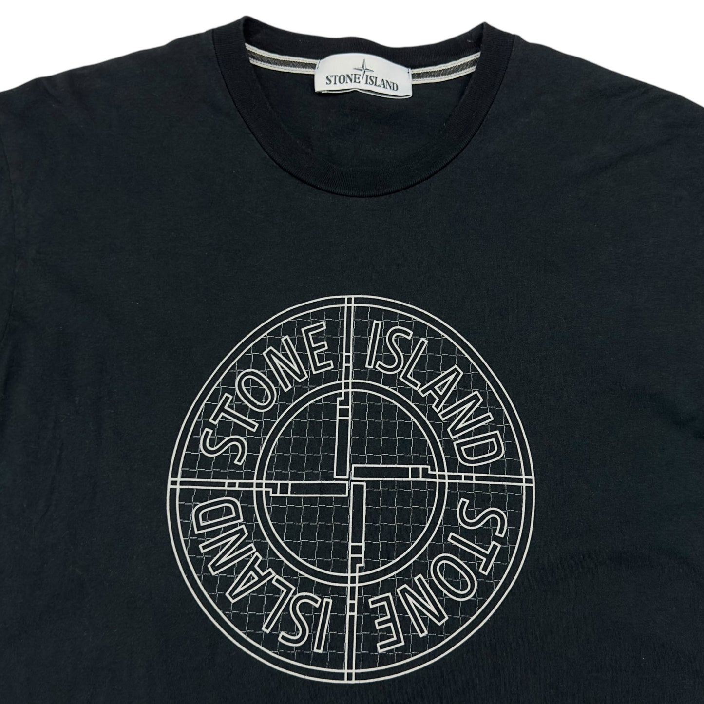 A/W 16 Stone Island Check Pin Logo T-Shirt - Black