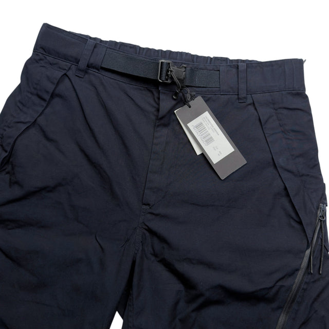 S/S 23 C.P. Company Metropolis Series Hydro Stop Tela Cargo Shorts - Navy