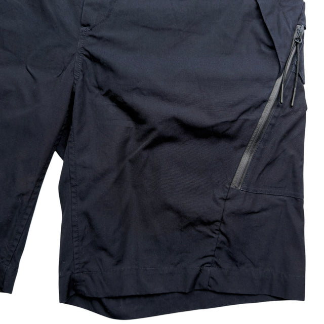 S/S 23 C.P. Company Metropolis Series Hydro Stop Tela Cargo Shorts - Navy