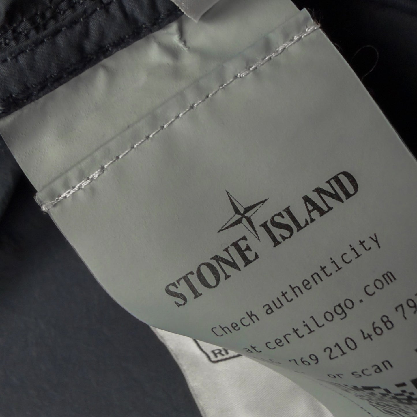 S/S 25 Stone Island Nylon Smerigliato Ghost Piece Field Jacket - Navy