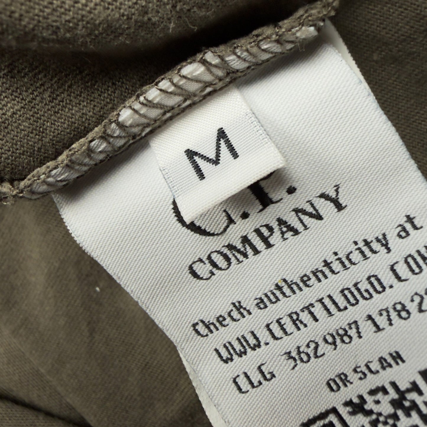 C.P. Company Lens Pocket T-Shirt - Khaki