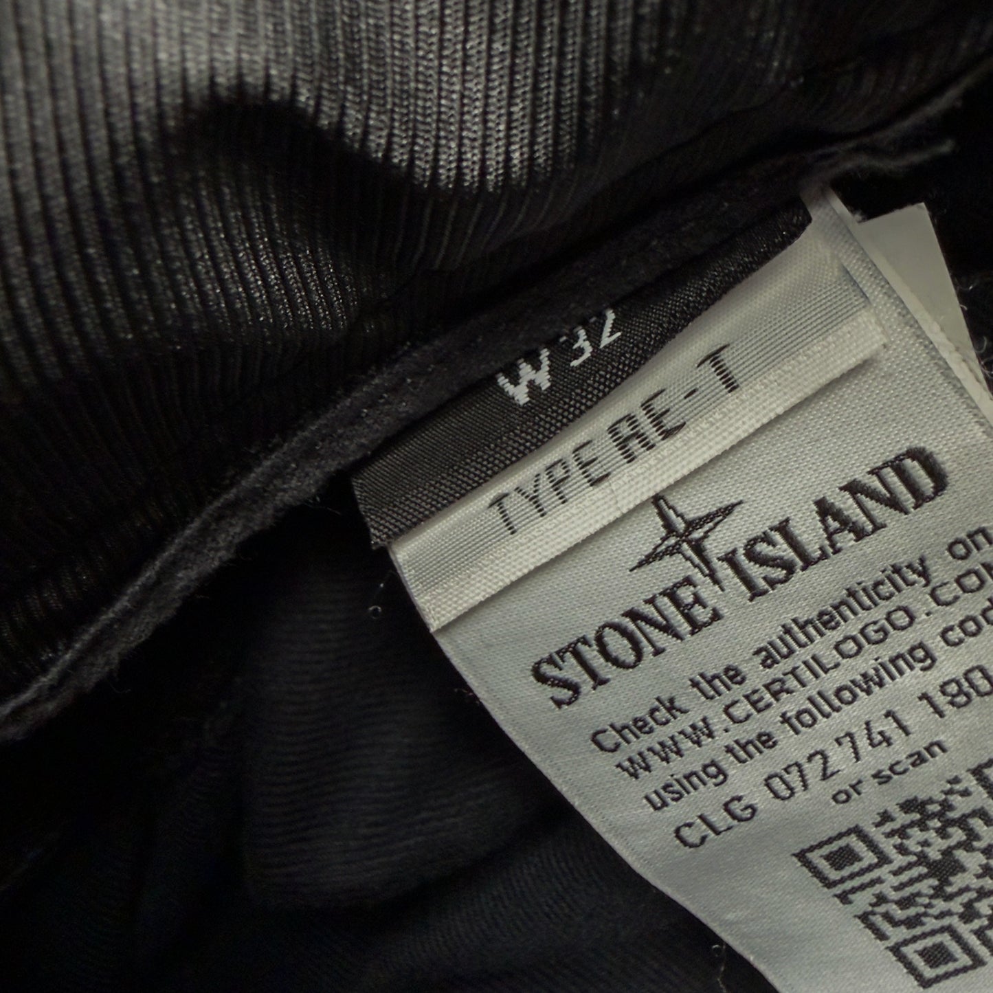 S/S 20 Stone Island Stretch Cotton Broken Twill Cargo Trousers