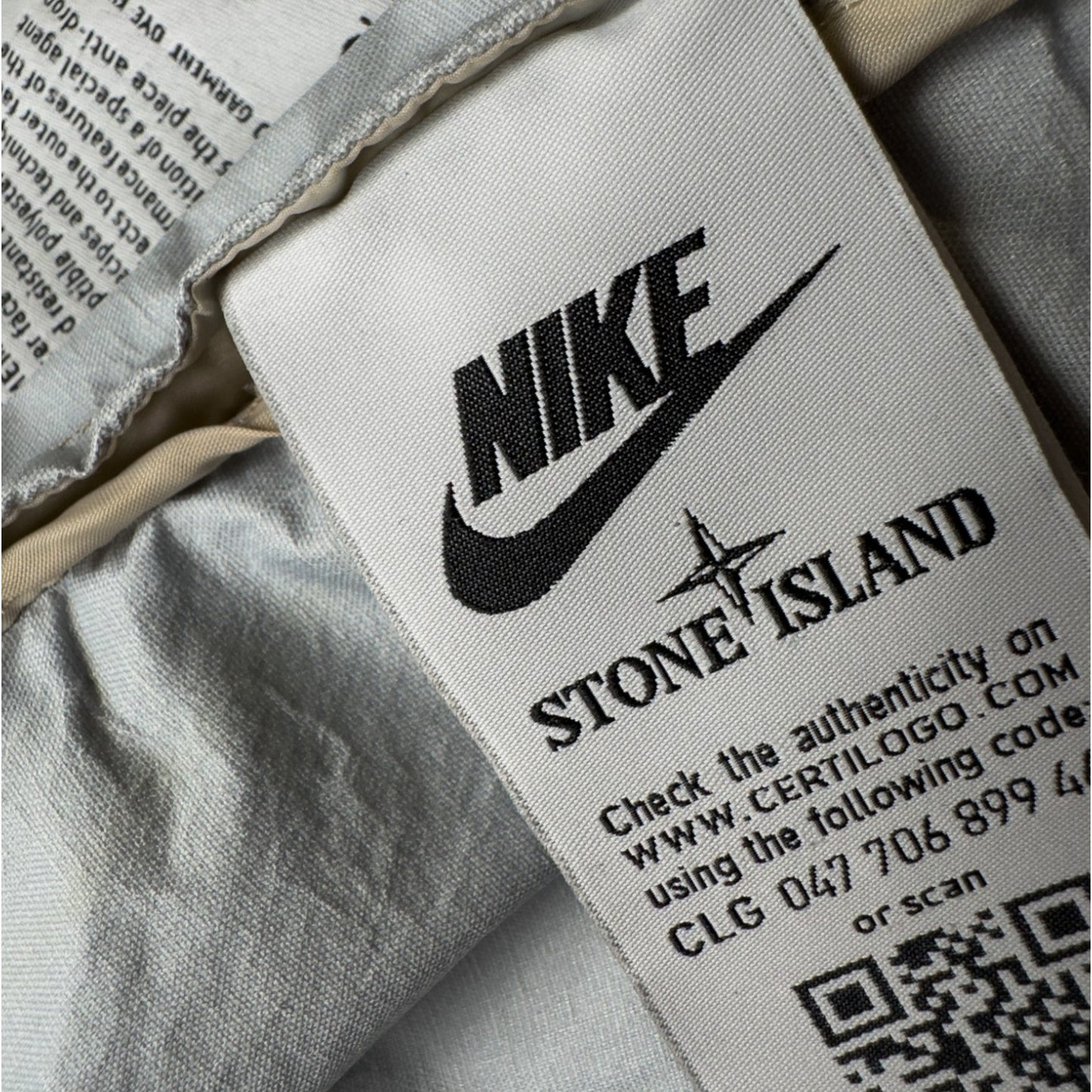 S/S 16 Stone Island x Nike Hyper Light Membrana Windrunner Jacket