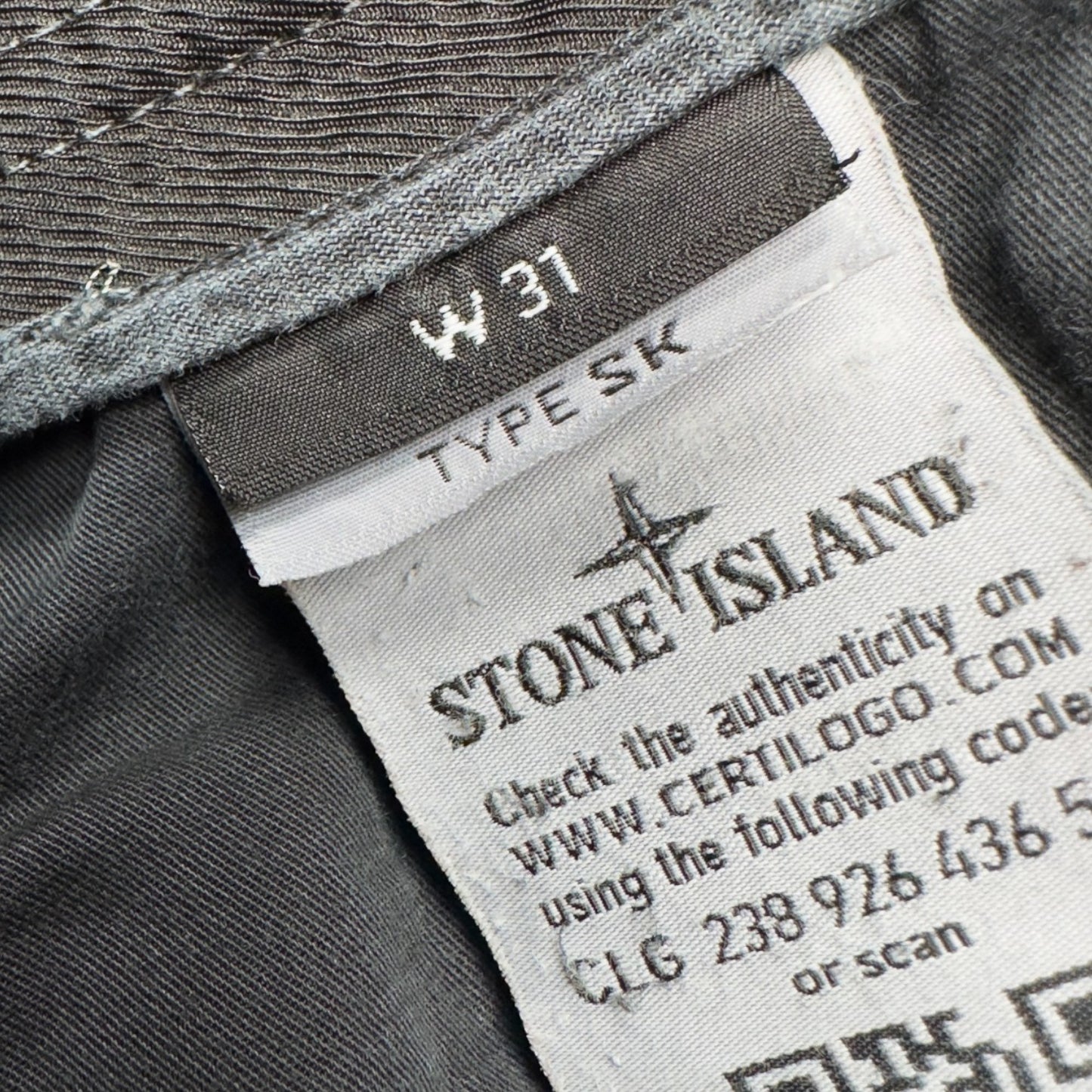 A/W 17 Stone Island Cargo Trousers 31 SK - Black