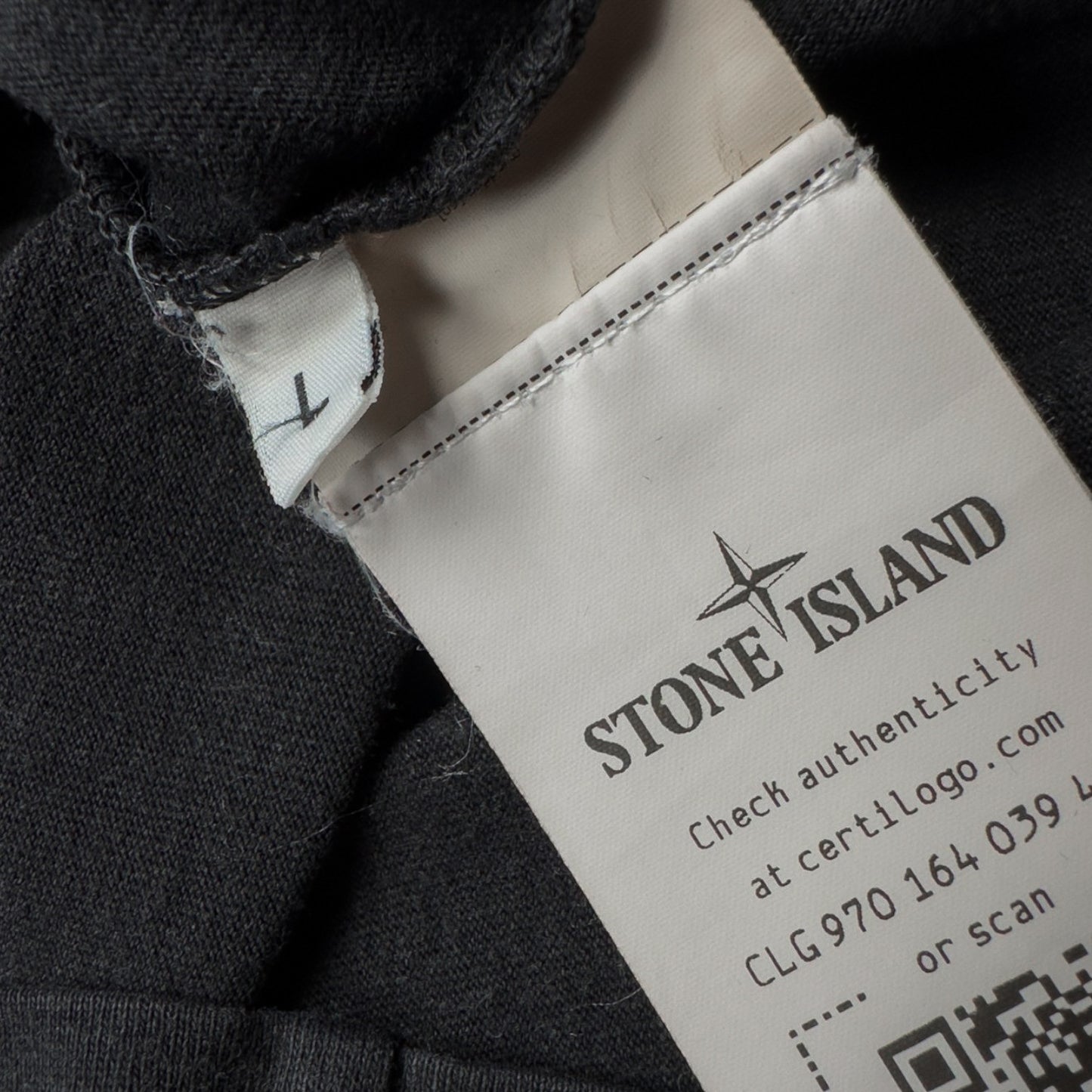 A/W 21 Stone Island Mosaic Four Print T-Shirt - Black