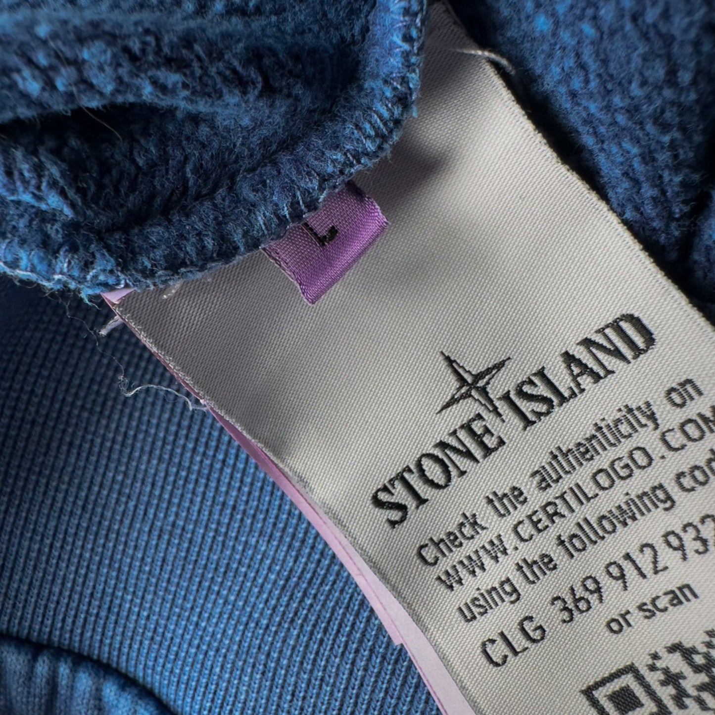A/W 15 Stone Island Pigment Treated Kangaroo Pocket Sweater - Blue