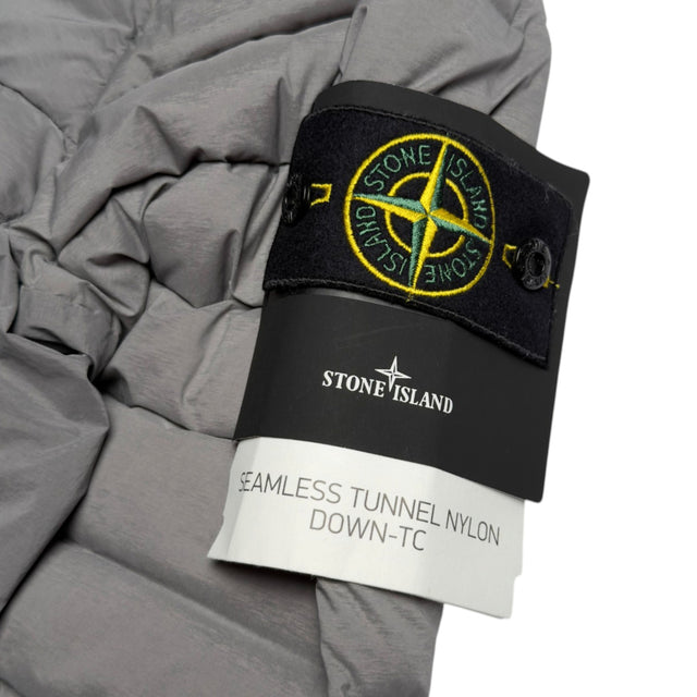 A/W 25 Stone Island Seamless Tunnel Nylon Down-TC Hooded Jacket - Grey