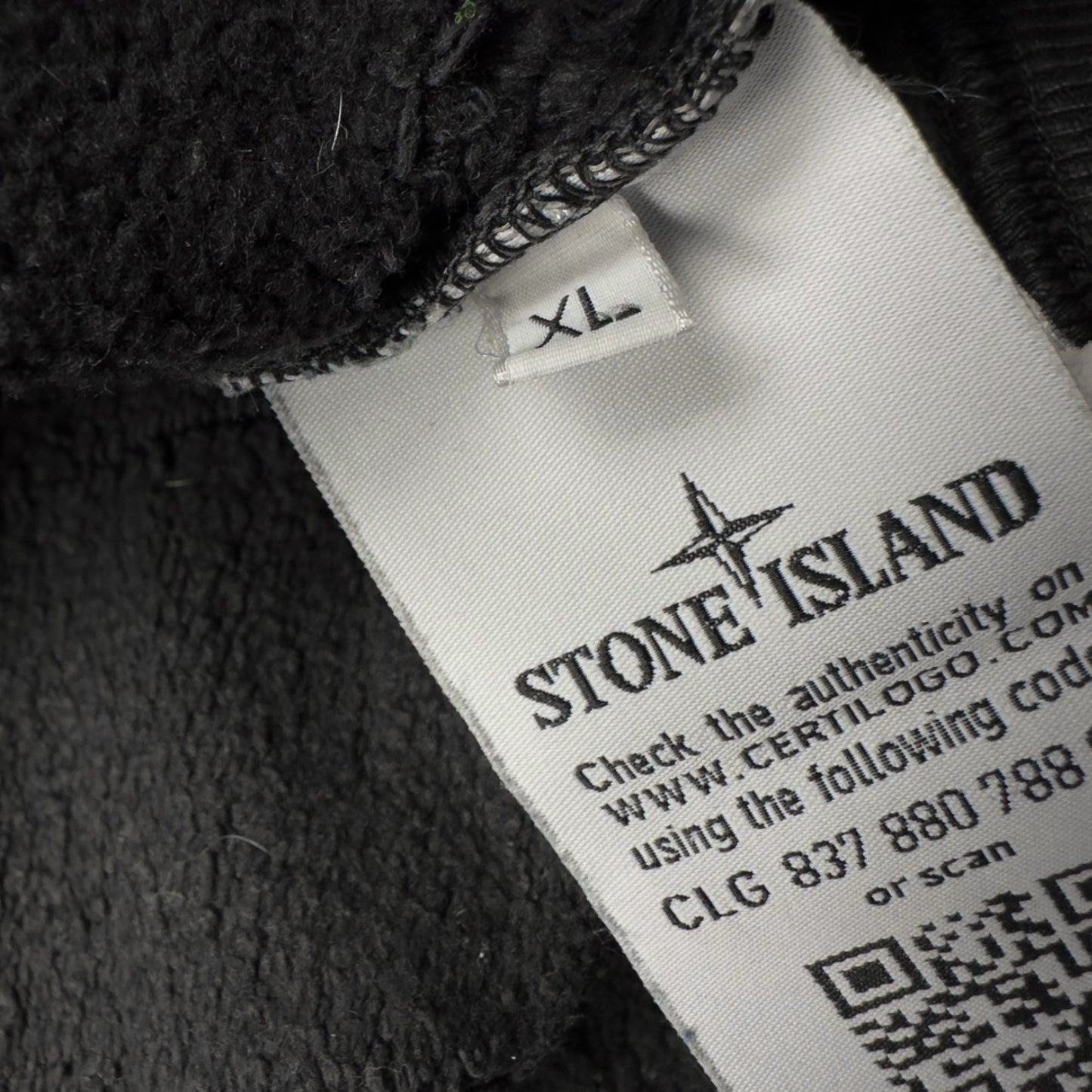 A/W 16 Stone Island House Check Crewneck Sweater - Black