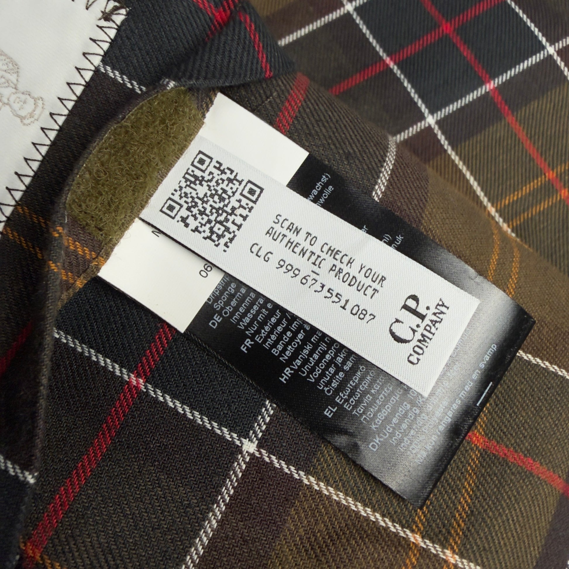 A/W 23 C.P. Company x Barbour Wax Cotton Creel 500 Mille Goggle Jacket - Black