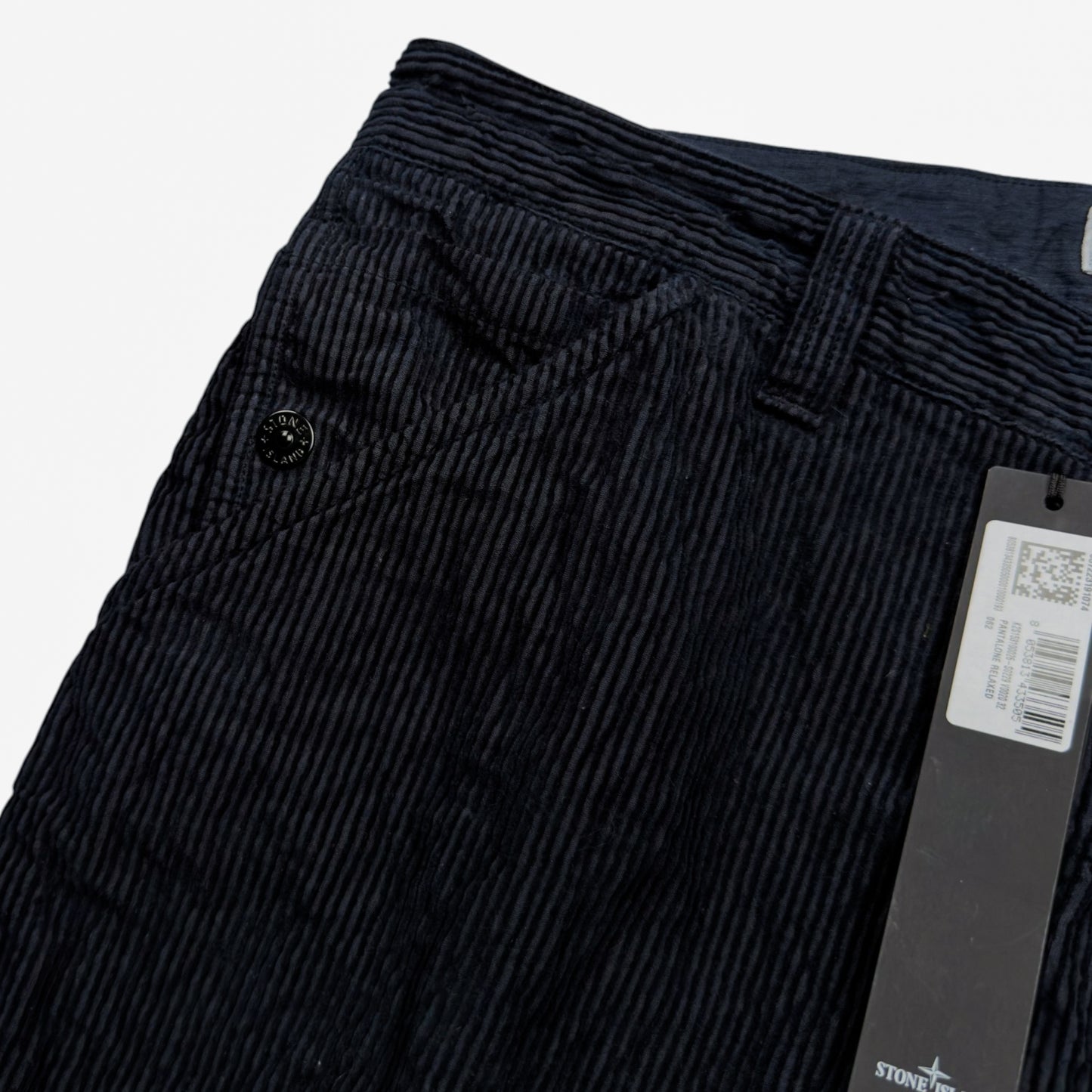 A/W 25 Stone Island Wrinkled Corduroy 500-TC Relaxed Trousers - Navy