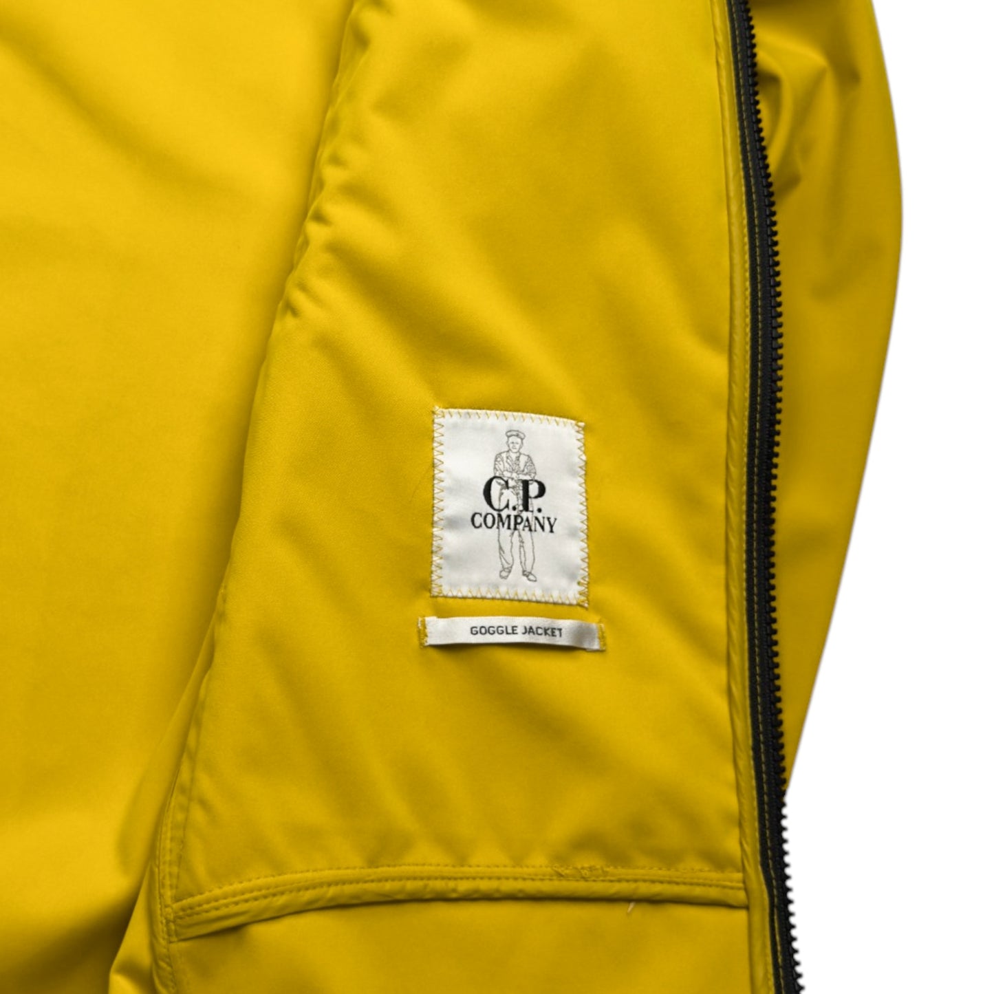 S/S 22 C.P. Company Light C.P. Shell-R Goggle Jacket - Yellow