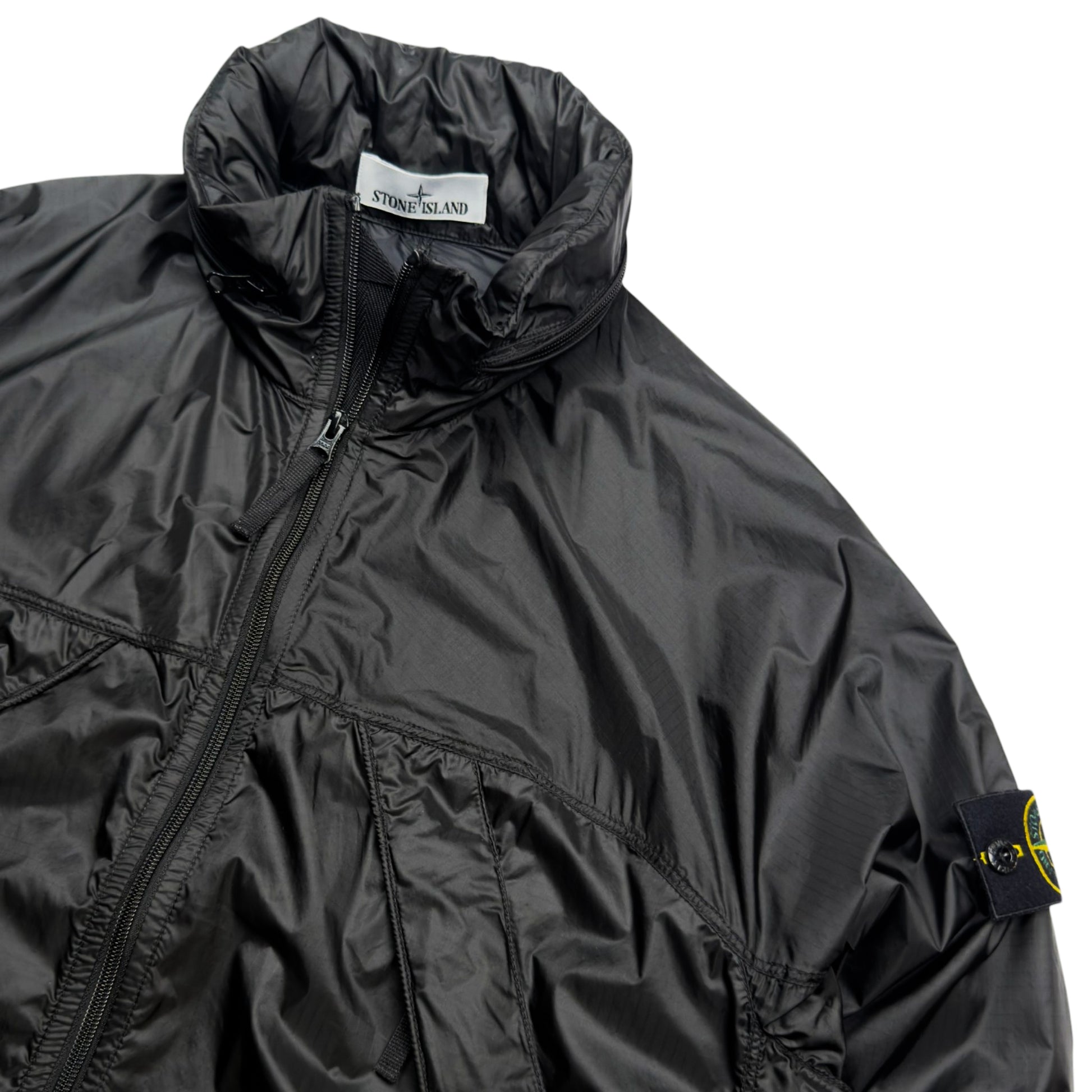 A/W 25 Stone Island Ripstop Light HT Nylon Windbreaker Jacket - Black