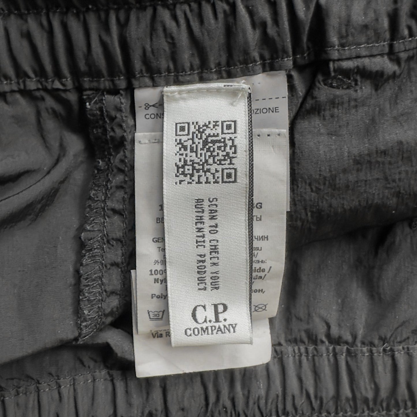 C.P. Company Chrome Cargo Shorts - Black