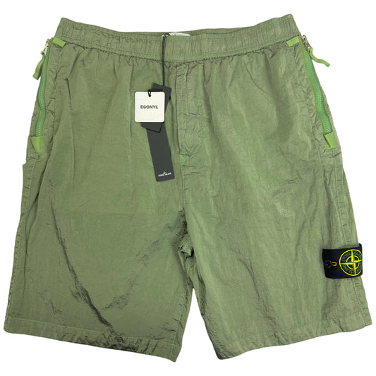 S/S 23 Stone Island Nylon Metal Bermuda Shorts - 34 Comfort